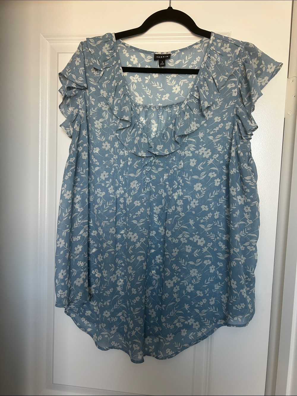 torrid Light Blue Floral Ruffle Cap Sleeve Blouse